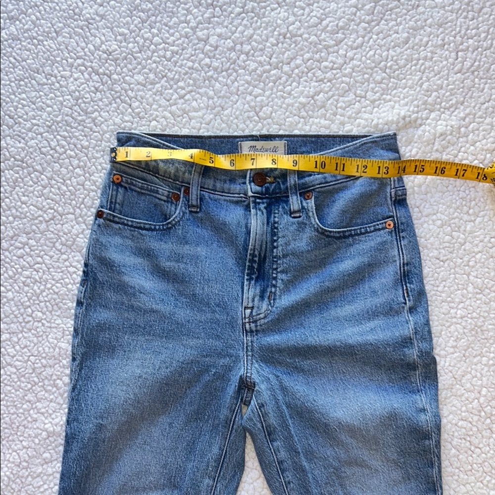 Madewell Sky Blue Ankle Jeans - Picture 2 of 10